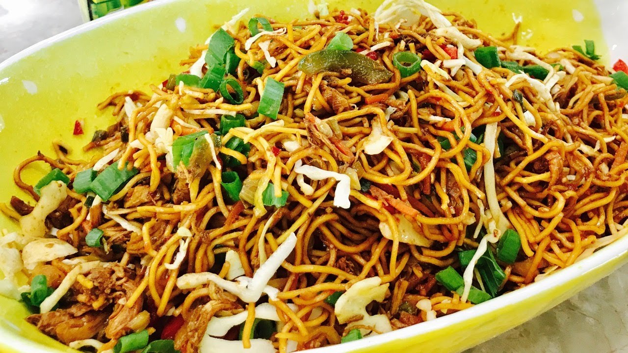 Hakka Noodles Chow Mein Chicken Noodle Recipe Raihanas Cuisines